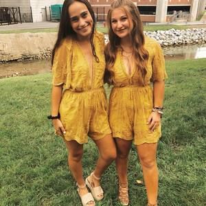 Meet your Posher, Elena